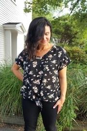  Black Floral-knot Top