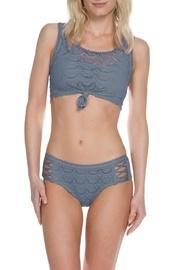  Color Play Knot-top