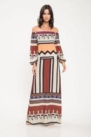  Abstract Off-shoulder Dress