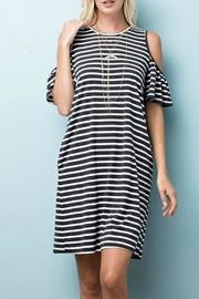  Lady Cold Shoulder Top