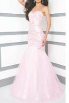  Strapless Mermaid Gown