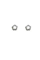  Pearl Clover Studs