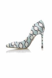  Ava Heel