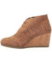  Toms Desert Wedge