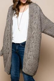  Chunky Cable Knit-cardigan