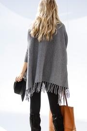  Finge Bottom Sweater