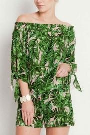  Tropical Offshoulder Top