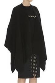  Chain-closure Wool Cape