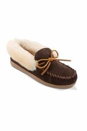  Minnetonka Alpine Slipper
