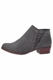  Minnetonka Brenna Bootie