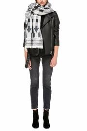  Aro Extra Long Scarf