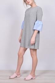  Conotrast Sleeve Dress