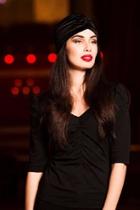  Vintage-style Black Turban