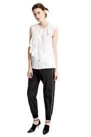  White Sleevles Blouse