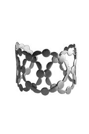  Betty Cuff