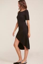  Off-duty Black Dress