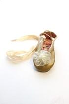  Ballerina Tie-up