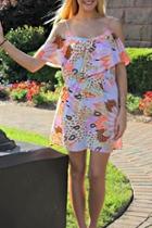  Lyza Floral Dress
