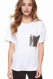 Contrasting Pocket Tee