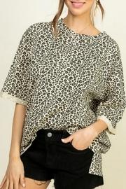  Oversized Leopard Tee