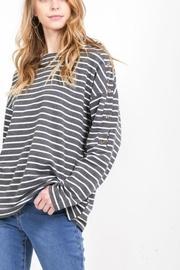  Button-up Sleeve Top