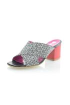  Geometric Mule Heel