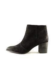  Lennon Heeled Booties