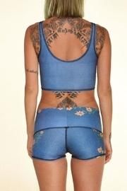  Festival Yoga Shorts