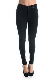  Distressed Black Skinnies