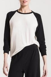  Soft-knit Raglan Pullover