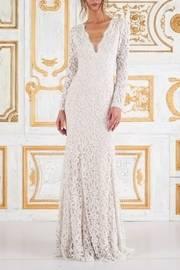 Wedding Gown