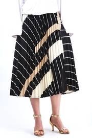  Chloe Printed Skirts