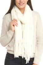  Knitted White Scarf