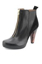  Black Zipped Ankle-bootie