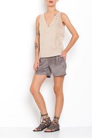  Sleevless Fine Tank