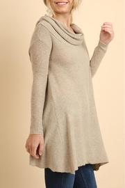  Off Shoulder Sleeve Sweater