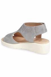  Camilla Wedge Sandal