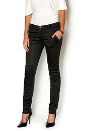  Natalie Pant