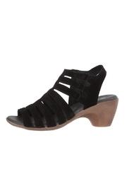  Lara Sandal