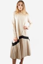  Pleated Oversized Dress