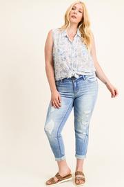  Distressted Skinny Jeans