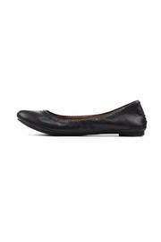  Emmie Flat