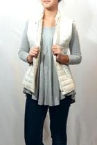  Quilted High Neck Vest
