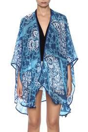  Glamour Cape