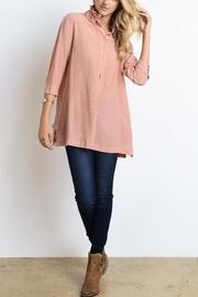  Ruffled Collar Shirt