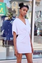  Bodycon Twist Dress