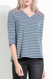  Casual Embroidered Top