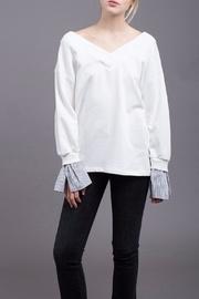  Contrast Sleeve Sweatshirt