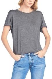  Short-sleeve T-shirt