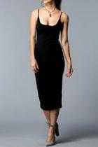  Minimalist Midi Dress